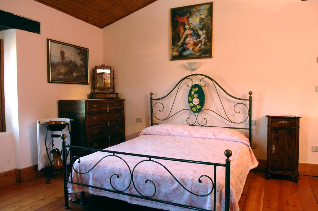 Agriturismo Ca Serrantonio Villa Urbania Kültér fotó